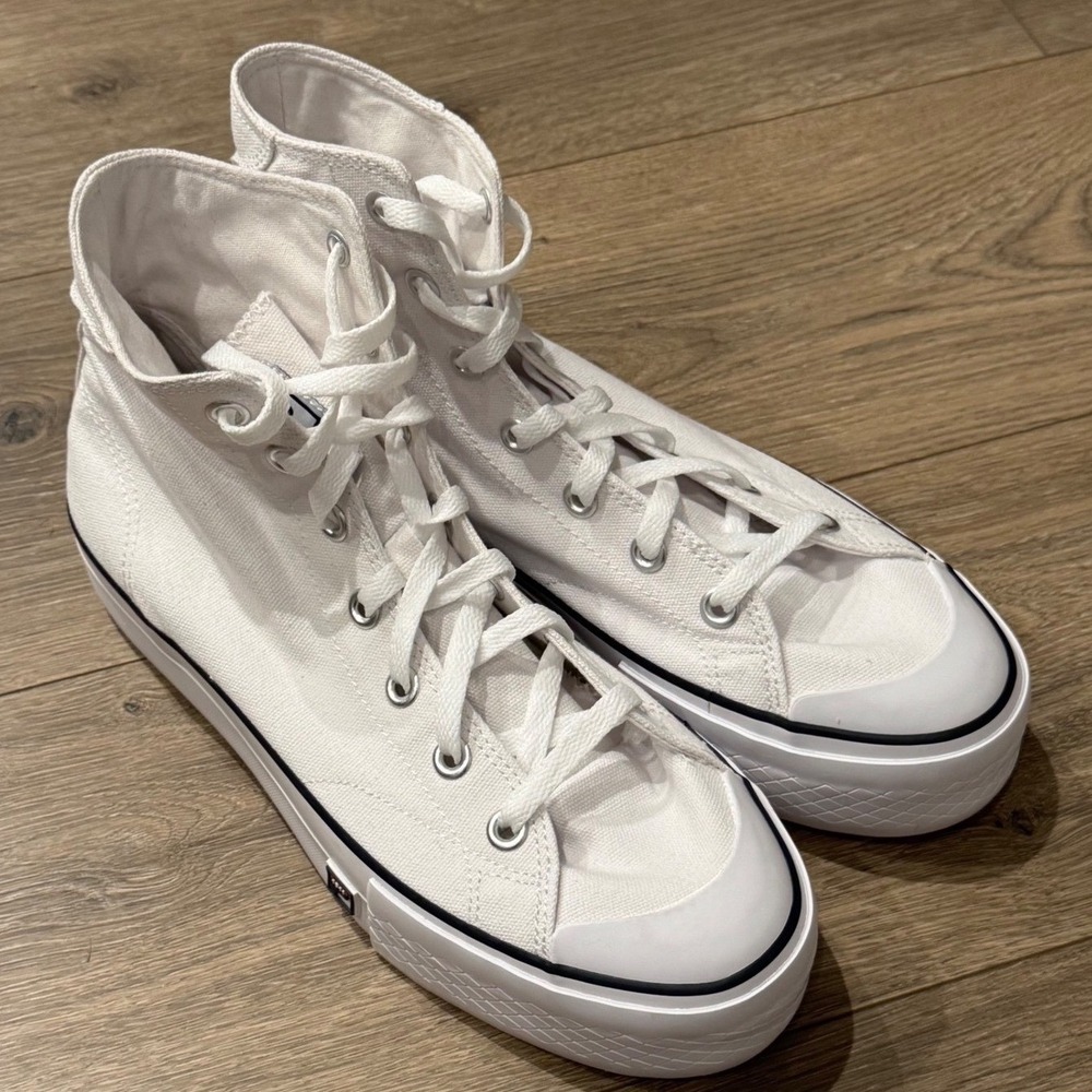 Fila Mens 11 White Canvas High Top Platform Sneakers 5CM01781-125 Lifestyle Shoe